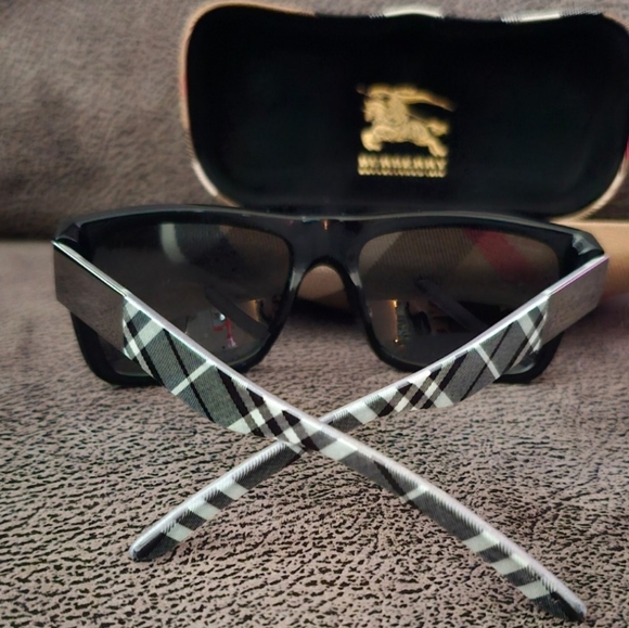 Burberry Accessories - Burberry Black and Gray Sunglasses